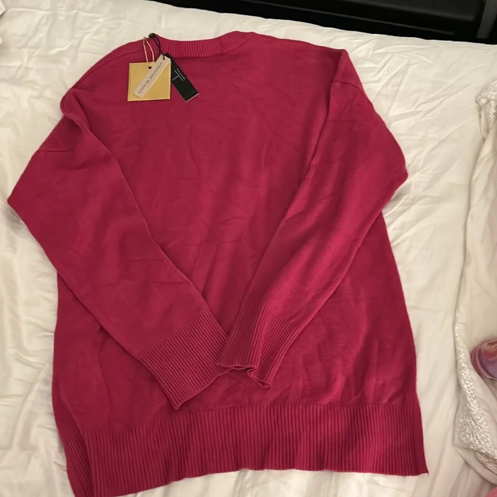 Tahari - Picture 6 of 6